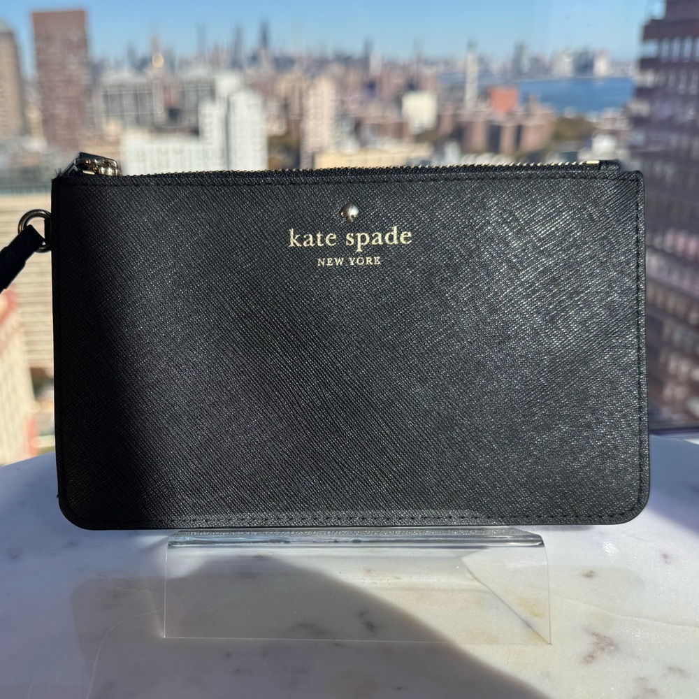 SOLD Kate Spade Cedar Street Black Slim Bee Wristlet
